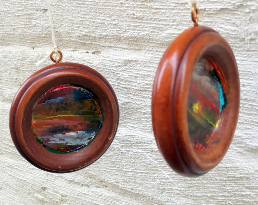 round wooden frame 9 cm acryl 6 cm